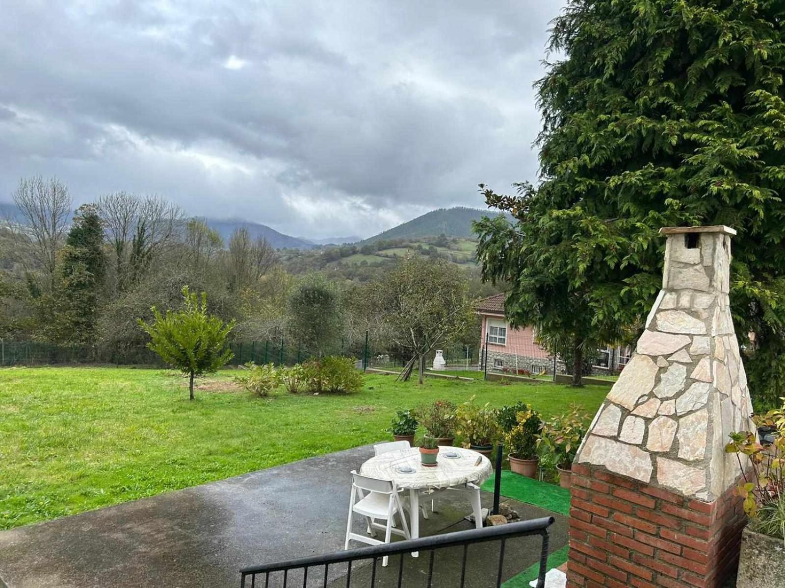 Casa La Gueelina En Asturias Villa Arriondas Buitenkant foto